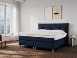 Snefrid Nordlys 220x220 Dyb blå Nordic Dream tilbyder senge med skandinavisk design og højkvalitets materialer. Oplev perfekt komfort for en god nattesøvn. Bestil din i dag!