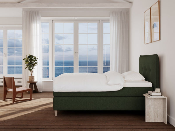 Snefrid Nordlys 120x200 Dyb Grøn Nordic Dream tilbyder senge med skandinavisk design og højkvalitets materialer. Oplev perfekt komfort for en god nattesøvn. Bestil din i dag!