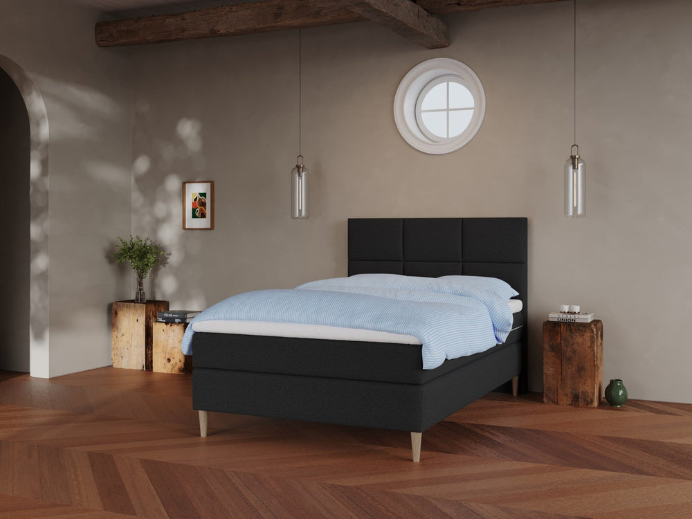 Svanhild Älv 140x200 Antracit Nordic Dream tilbyder senge med skandinavisk design og højkvalitets materialer. Oplev perfekt komfort for en god nattesøvn. Bestil din i dag!