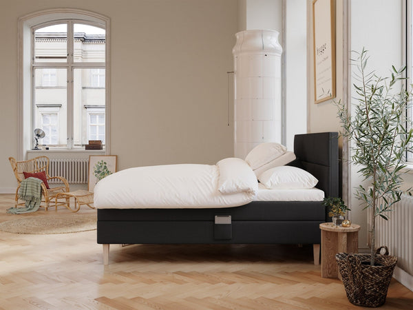 Ragna Älv 180x200 Antracit Nordic Dream tilbyder senge med skandinavisk design og højkvalitets materialer. Oplev perfekt komfort for en god nattesøvn. Bestil din i dag!