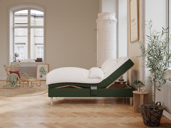 Ragna Nordlys 80x200 Dyb grøn Nordic Dream tilbyder senge med skandinavisk design og højkvalitets materialer. Oplev perfekt komfort for en god nattesøvn. Bestil din i dag!