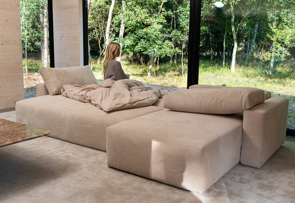 Maru | 140x342 cm | Bouclé off - white | 531 - Nordic Dream